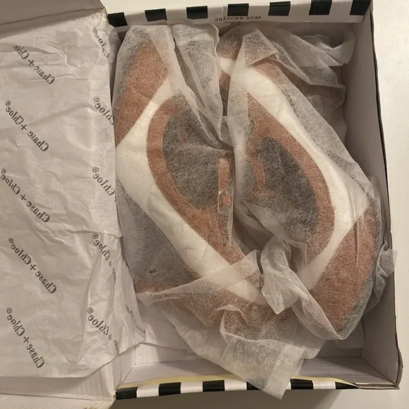 Chase + Chloe Tan and White T-Strap Heels - Picture 9 of 16